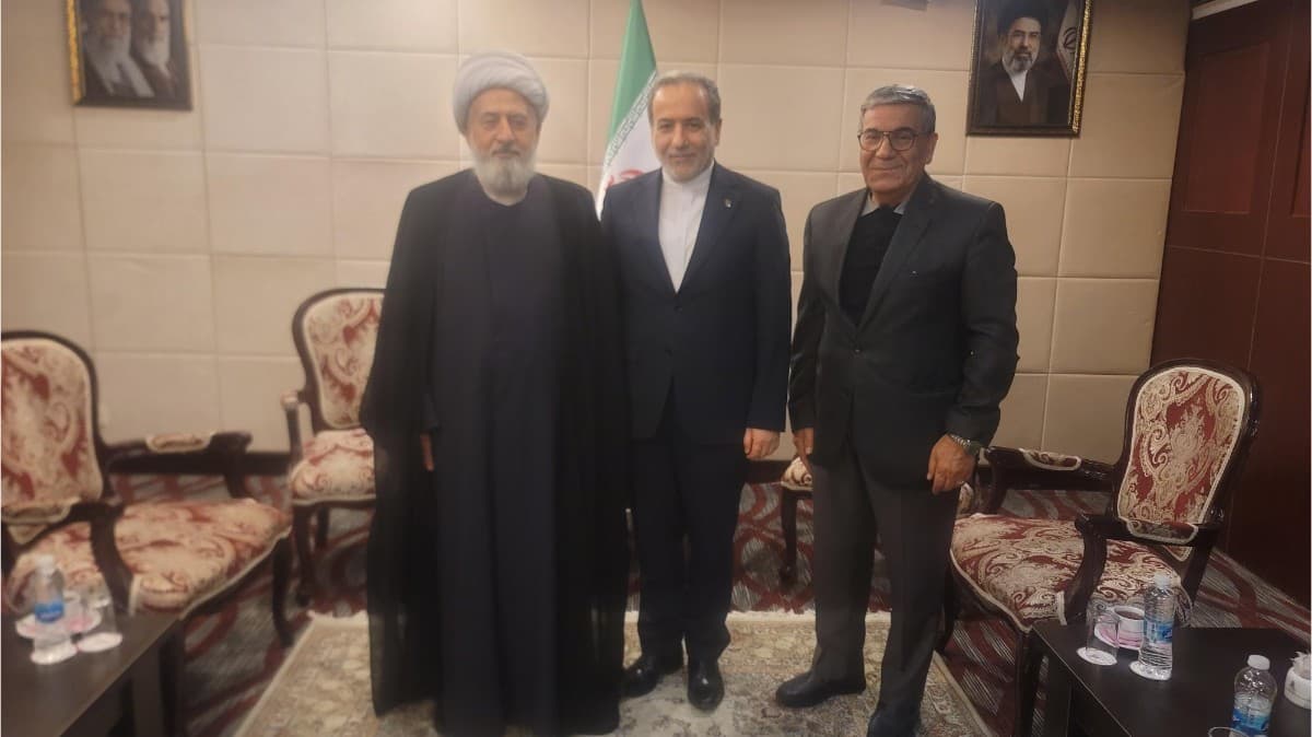 الشيخ الخطيب يقابل عراقجي وأختري وشهرياري ويقدم تقريرا عن لبنان