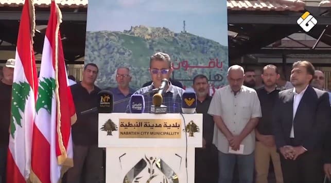 Southern towns oppose Israeli attacks