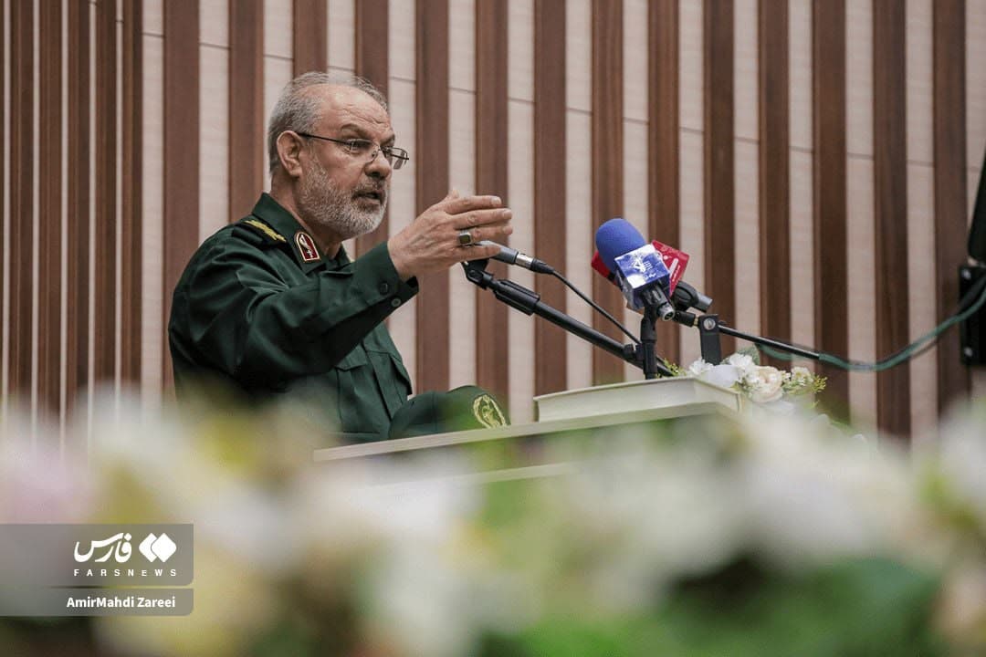الحرس الثوري يهدد بالانتقام من أمريكا