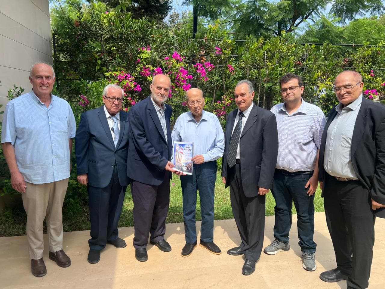 National Dialogue Association meets Aoun