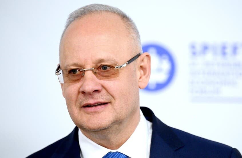 Putin Advisor Warns Germany About Past Ends