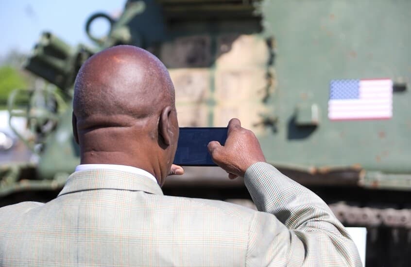 Miroshnik: West tests weapons in Ukraine