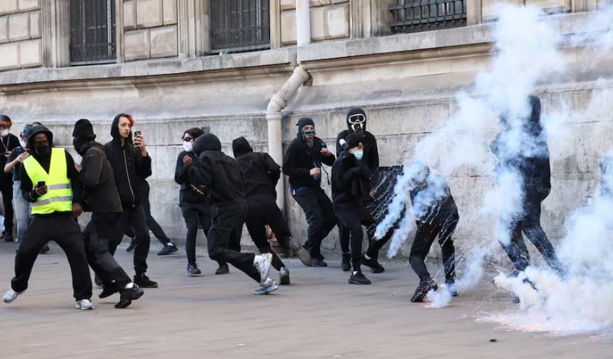 French Interior Minister reports 1800+ arrests during protests