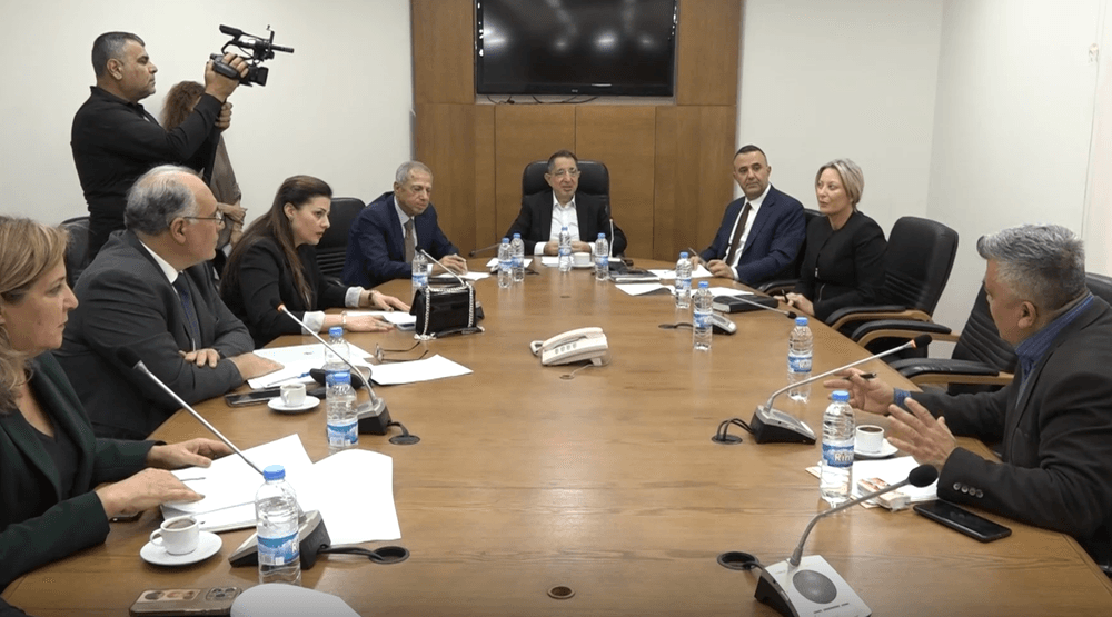 حسين الحاج حسن يترأس اجتماعاً لنقابة الكيميائيين