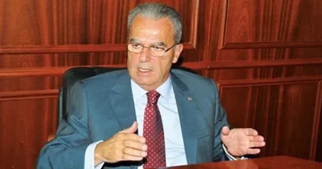 Wadea Al-Khazen Beirut port explosion as a national crisis