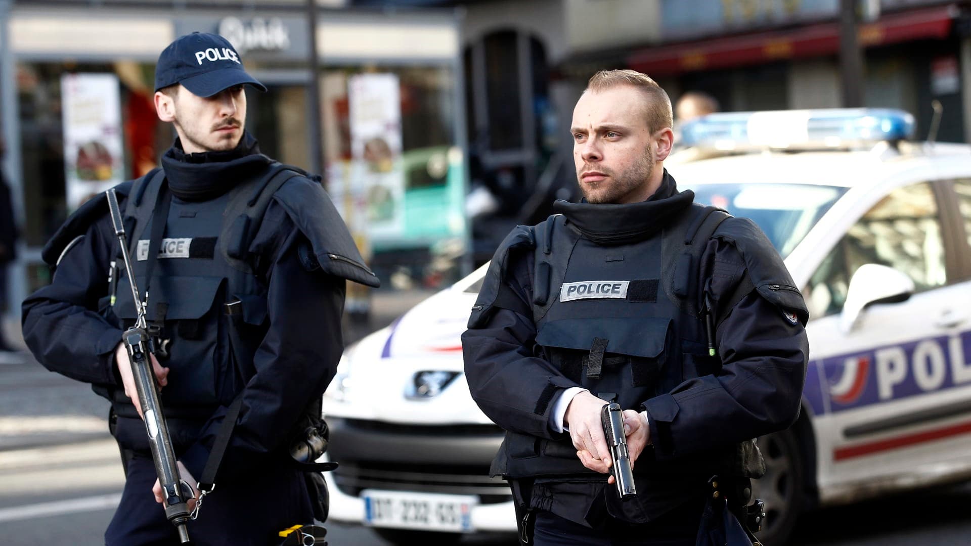 How a French officer Prepared for Terrorism