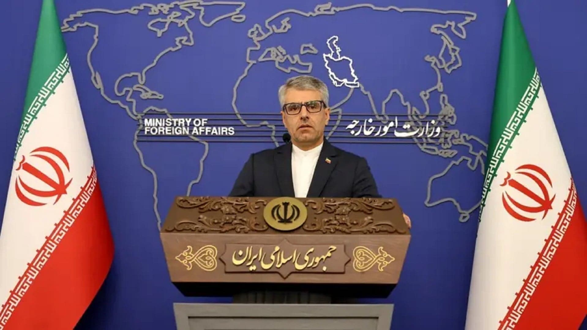 Iran denies US talks request and Strait closure