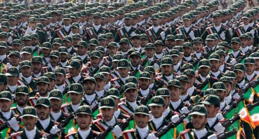 هل يبني الحرس الثوري جبهة بديلة لطهران
