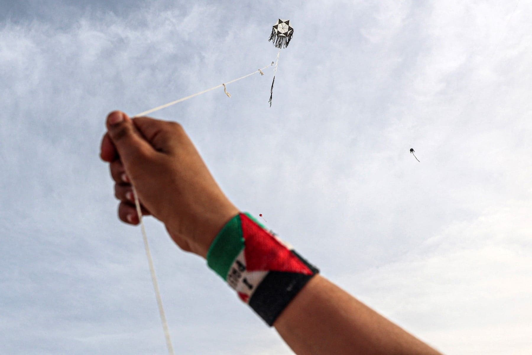 Gaza Kites Spark Israel Fears