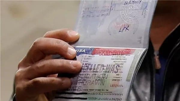 US to revoke 200,000 visas