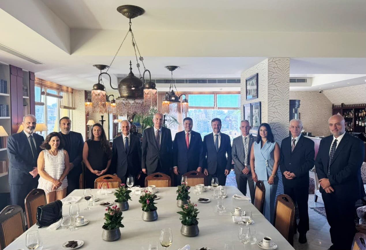 Beirut Port honors French envoys on mission end
