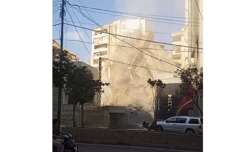انهيار جزئي بمبنى سكني جنوبي