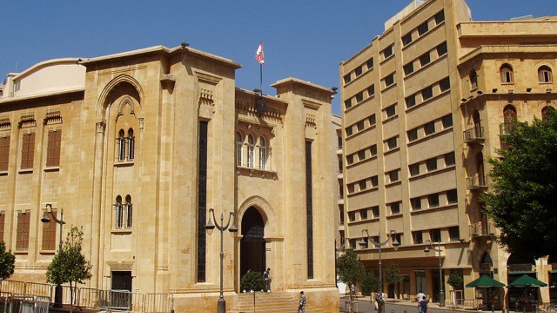 هل بحث قانون الانتخاب يتجنب قضايا السلاح