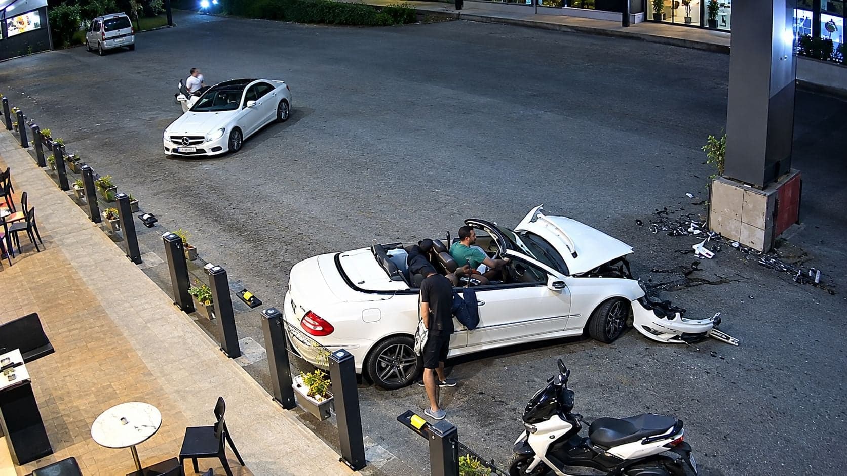 Traffic accident on Zouk Mosbeh road