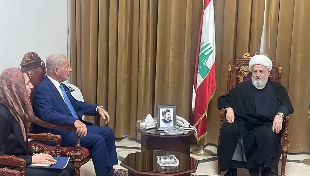 واشنطن تطمئن الشيعة وتمد يدها لهم