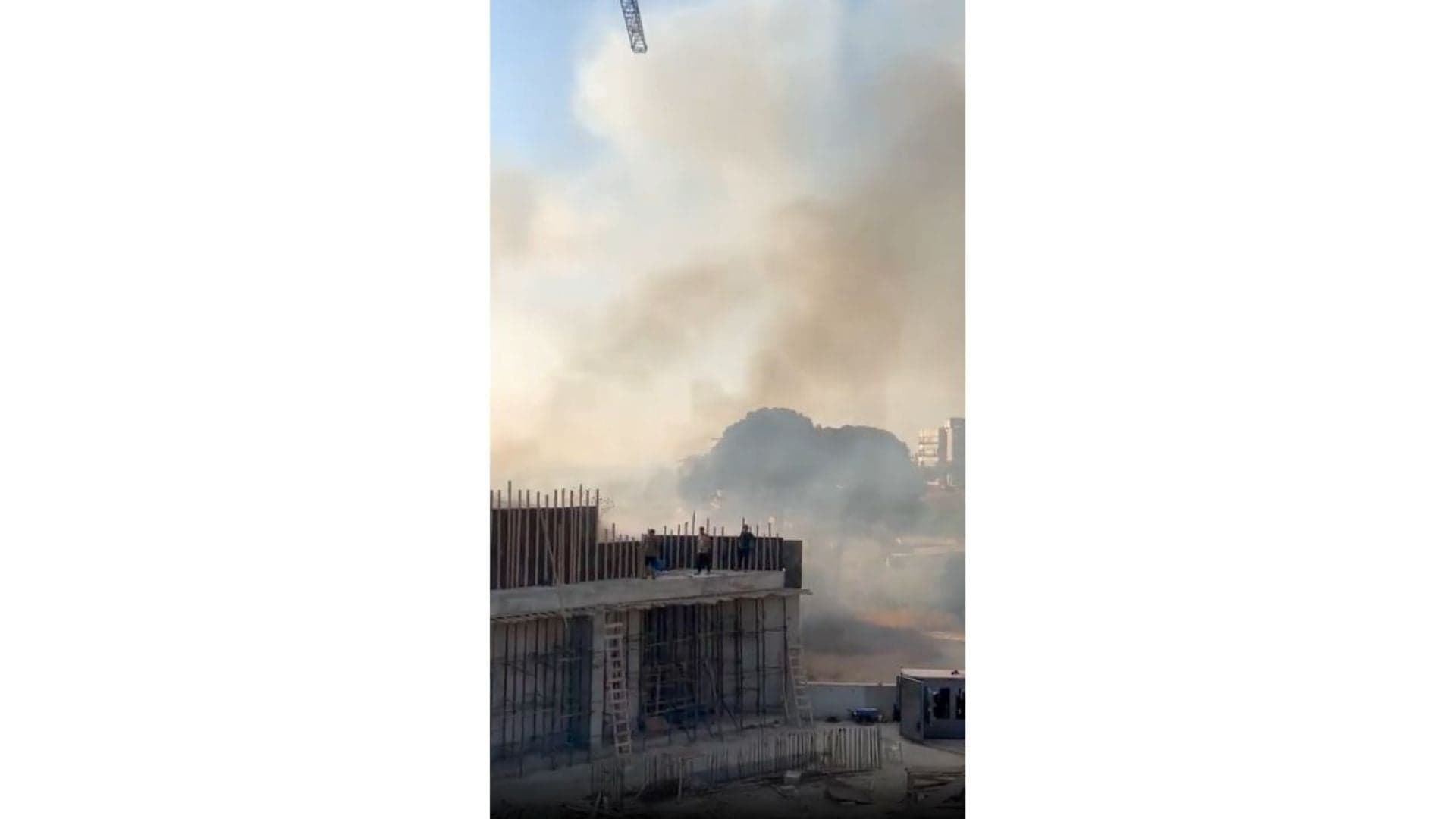 Large fire in Baaykoot under Civil Defense control