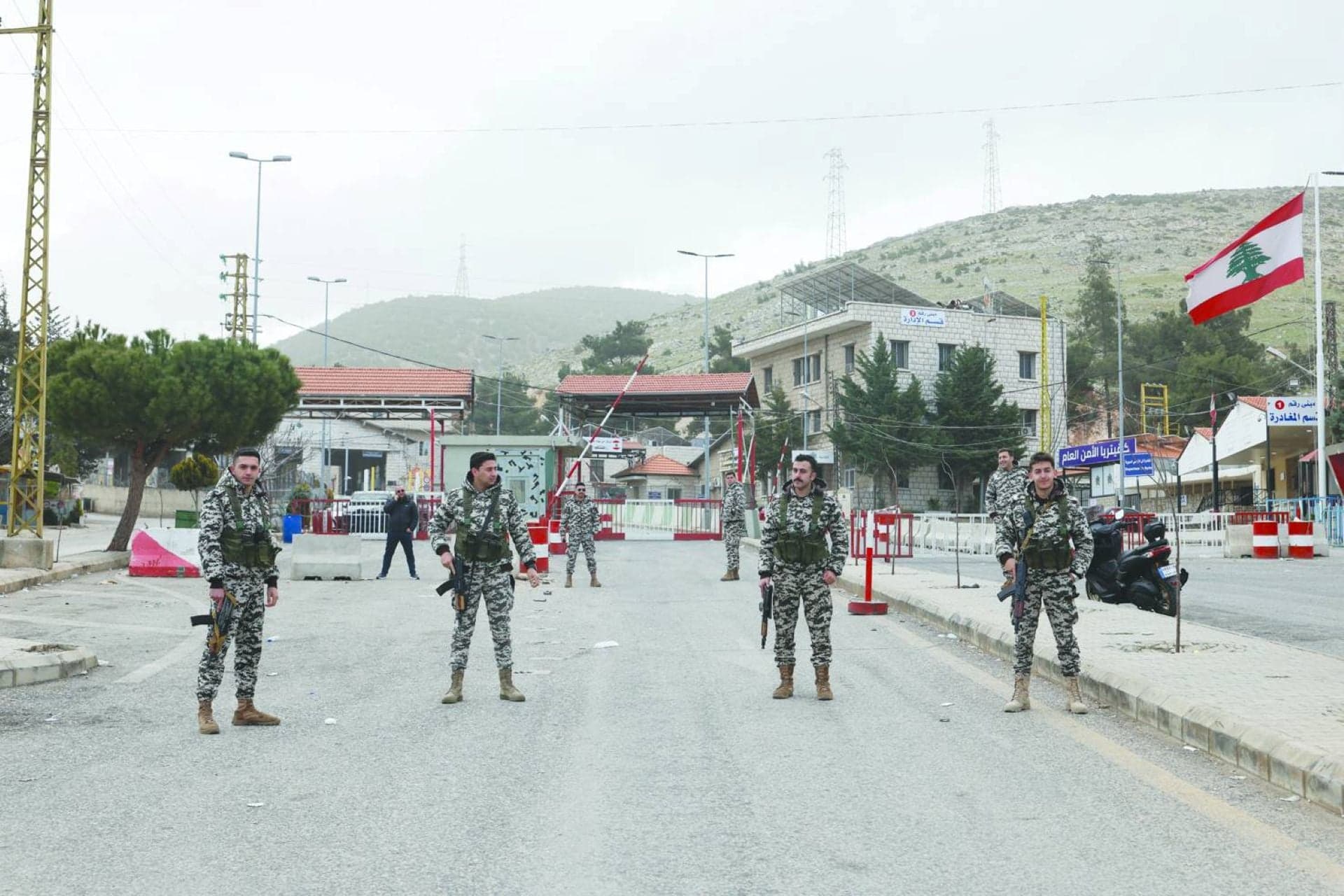 Lebanon may drop 600,000 Syrian security alerts