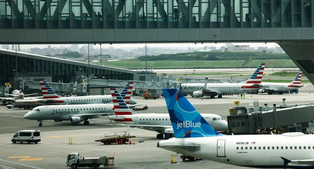 US airports close due to telecom failure