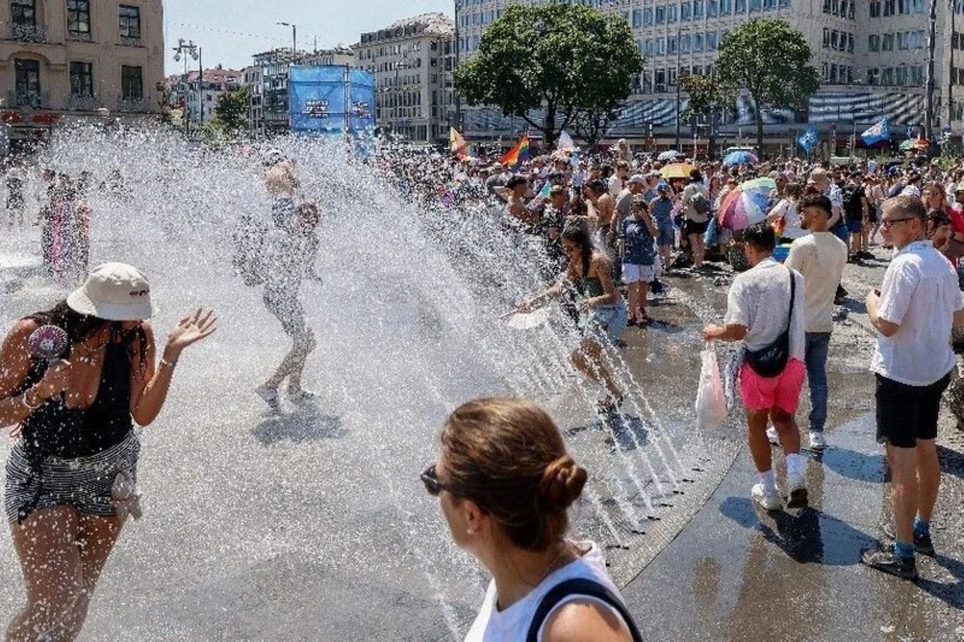 Germany faces peak heatwave at 40°C