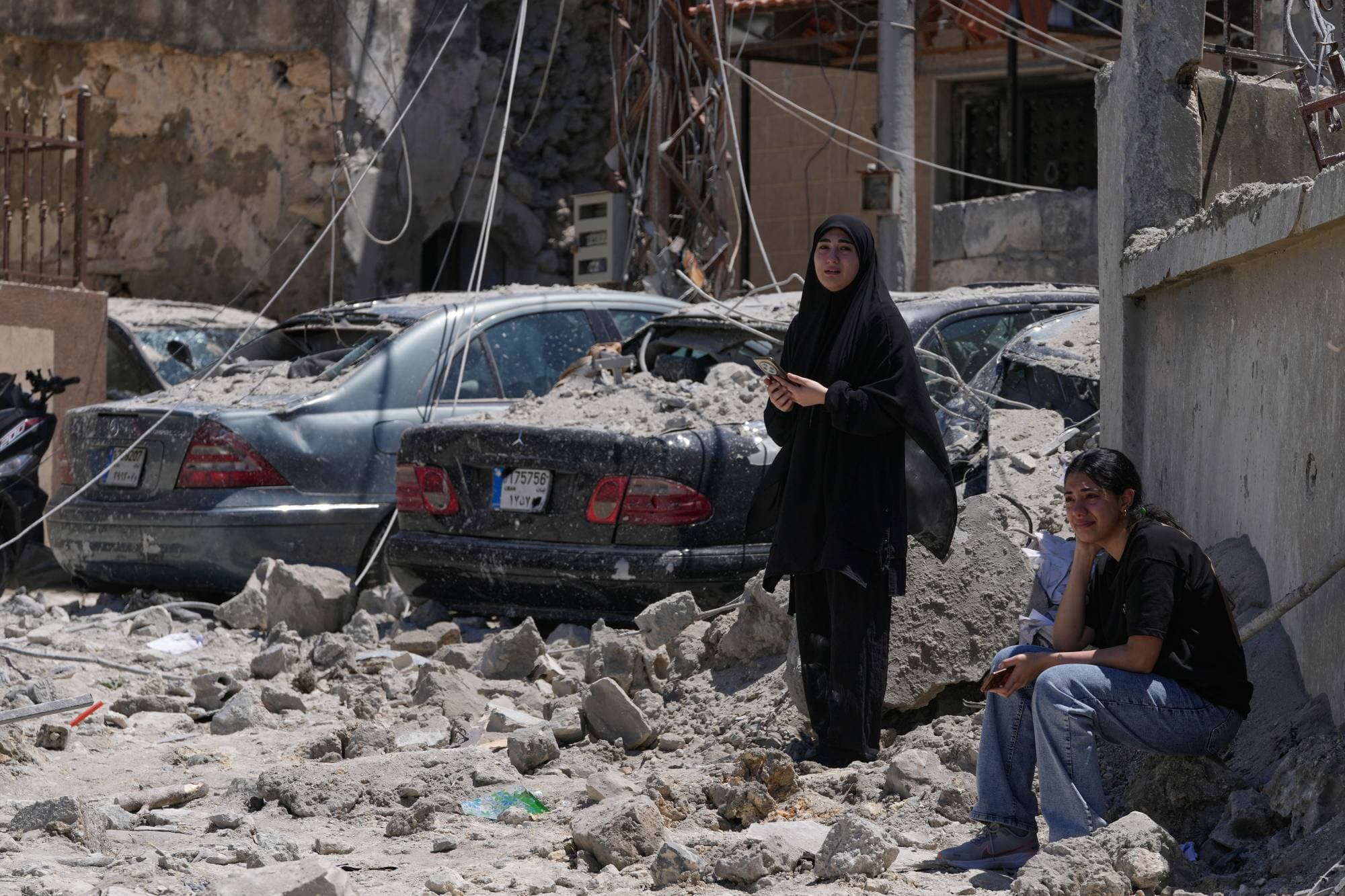Lebanon's Path: Diplomacy or Conflict