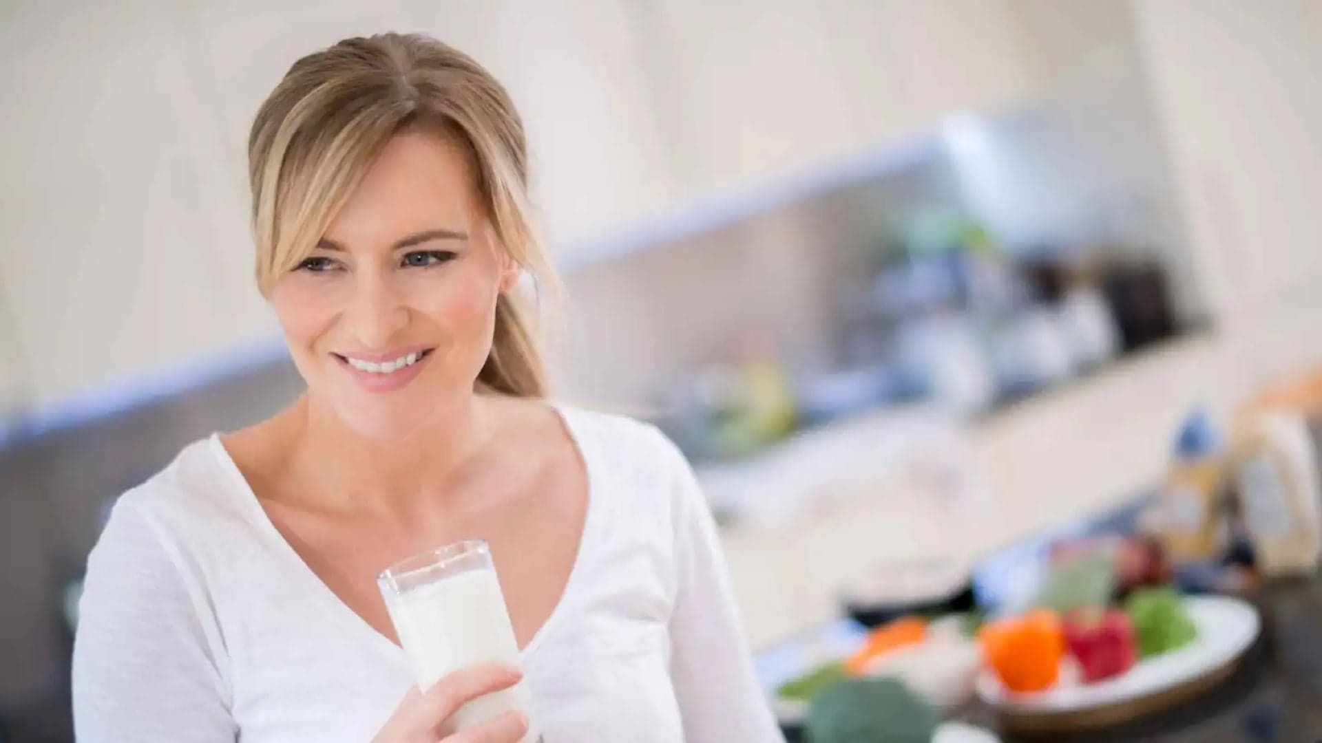 Experts' recommended foods for bone health