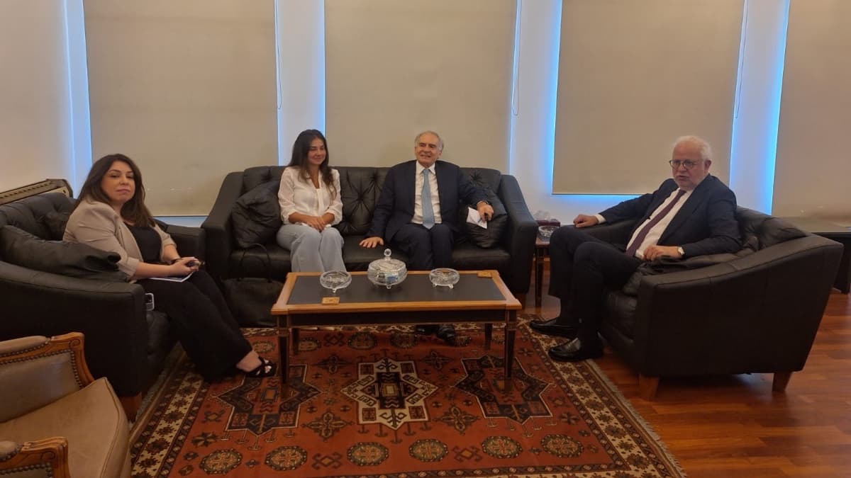 Minister Nassar seeks Arno support for stability