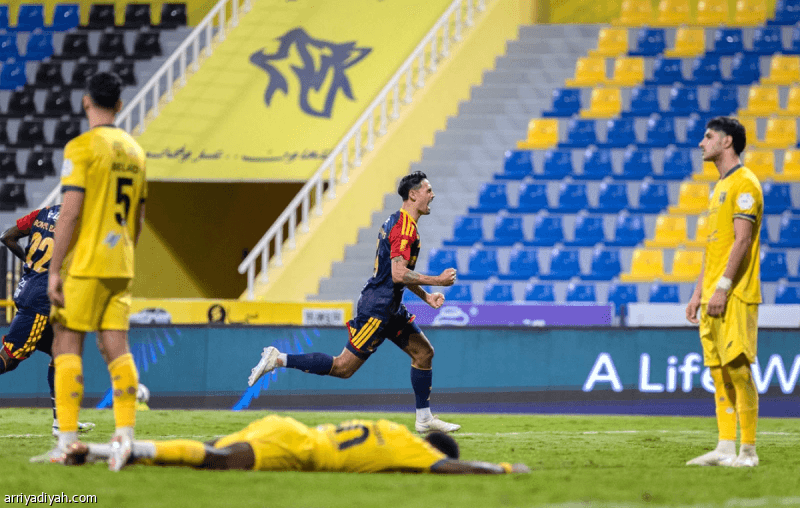 Al-Qadsia beats Al-Taawoun 20–21