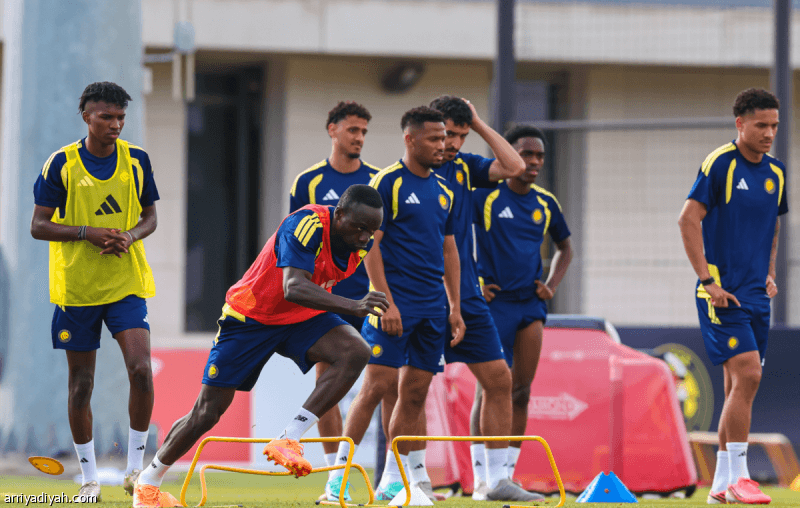 النصر والحزم يختتمان معسكرهما الأربعاء
