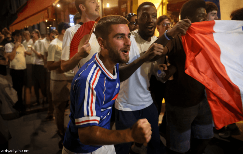 وفاة فتاة أثناء احتفالات فرنسا في كأس العالم