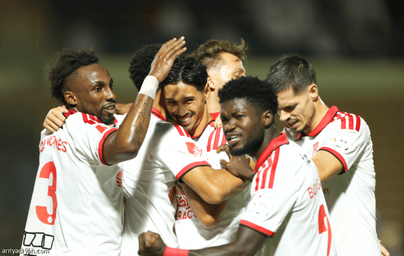 Al-Qadsia extends lead over NEOM