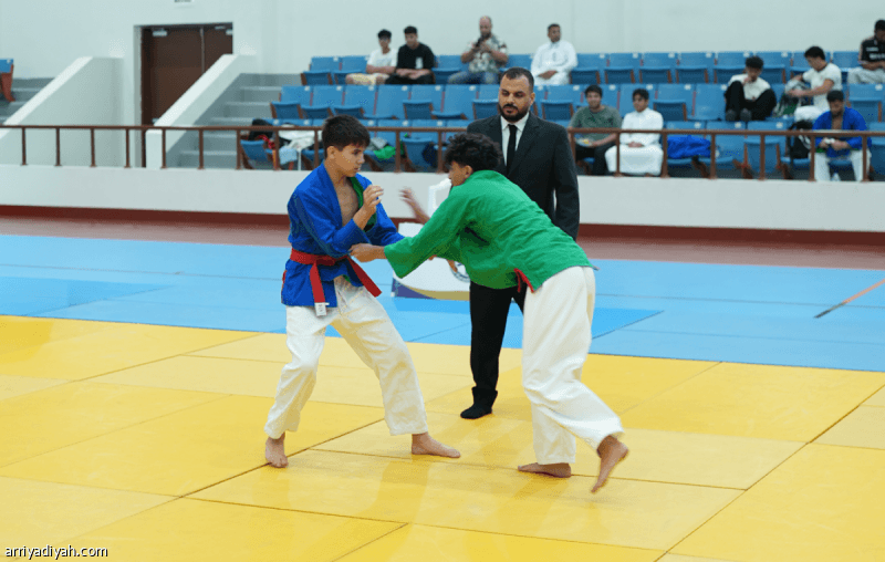 13 رياضيا يفوزون بميداليات الكوراش