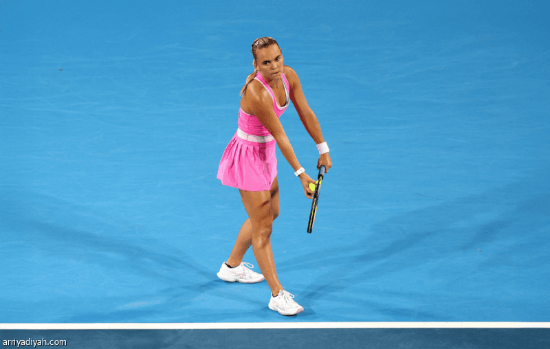 Teen girl challenges Arena for top spot