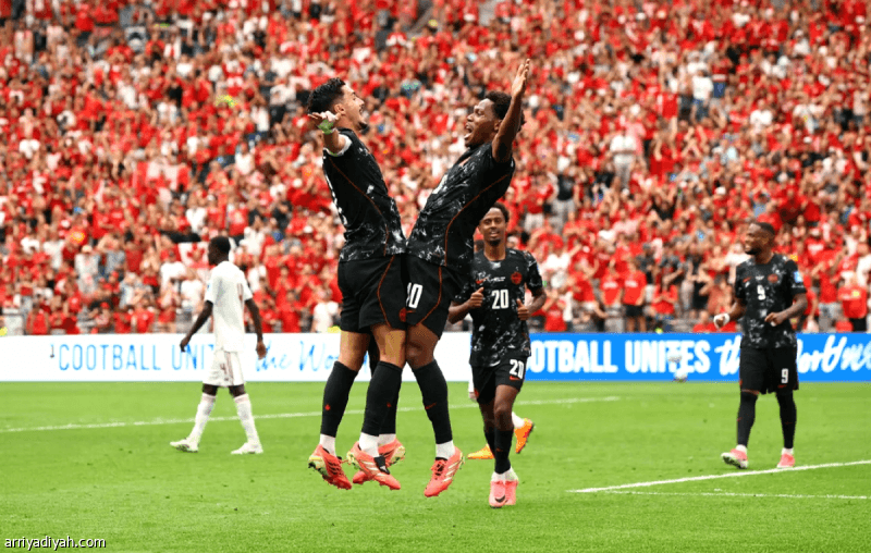 Canada awaits Chile and Peru