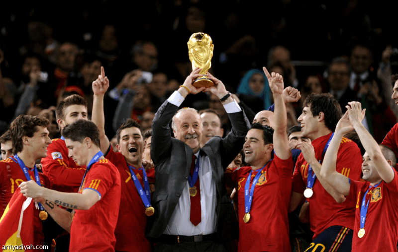 Del Bosque criticizes Argentina Iniesta on Messi