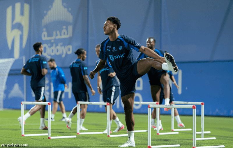Watkins joins Al-Ahli after passing tests