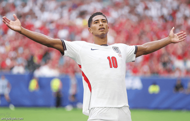 بيلينجهام يقود المنتخب الإنجليزي إلى دور ربع النهائي في كأس العالم