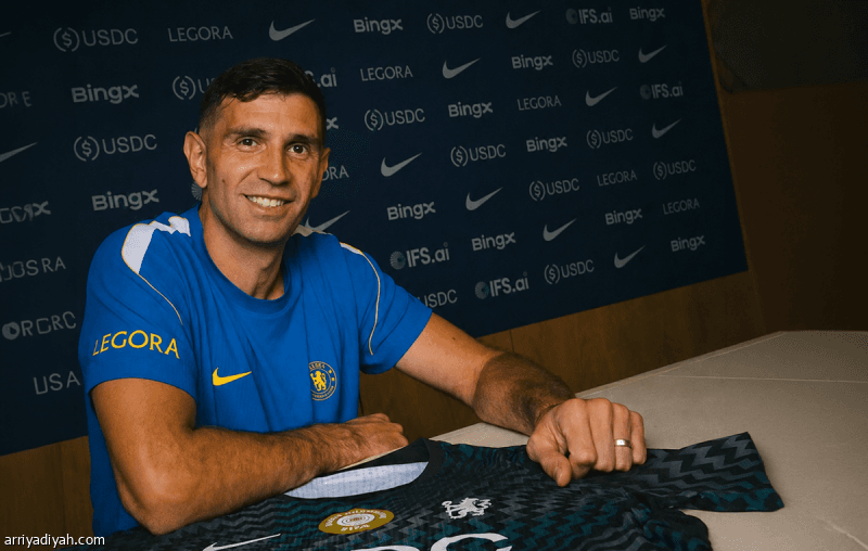 Chelsea acquires Martinez for 10 million