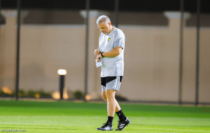 العلوان يشارك مع النصر أولاً