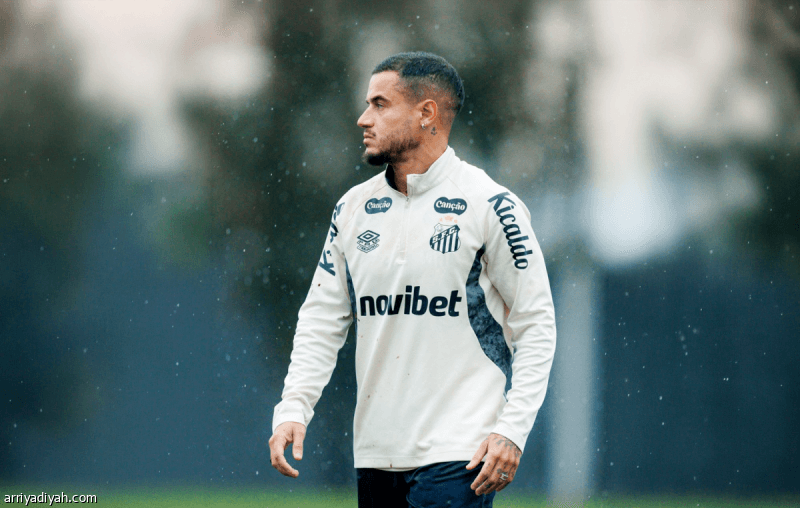 Santos signs Coutinho fulfilling Neymar's wish