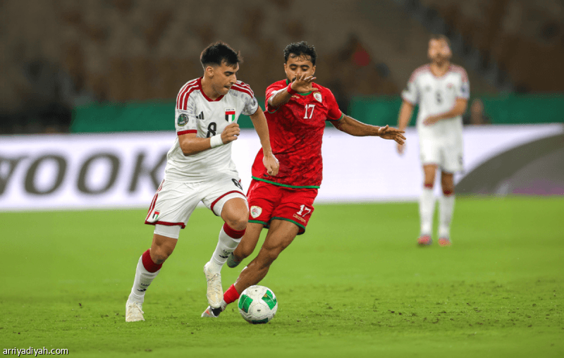 12 private jets ferry Emirati supporters