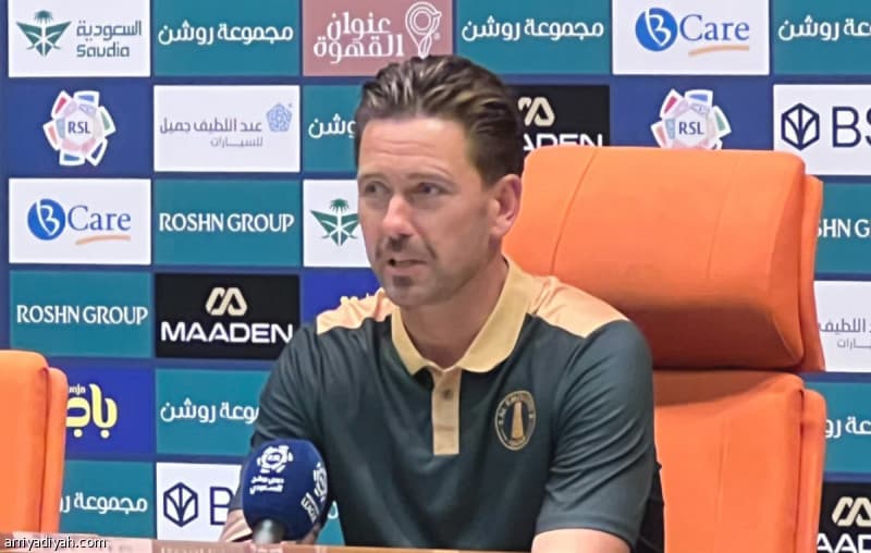 باكنجهام تفتقد جوستافو وإنريكي