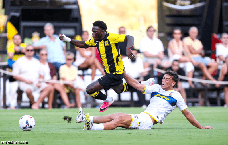 الاتحاد يوقف تجربة بالماس وغياب أربعة