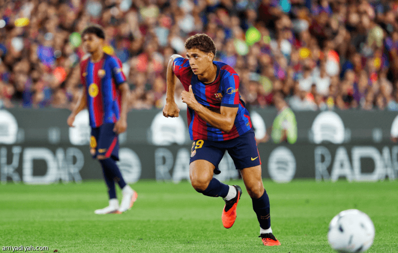 Paris vies with Barcelona for Hamza