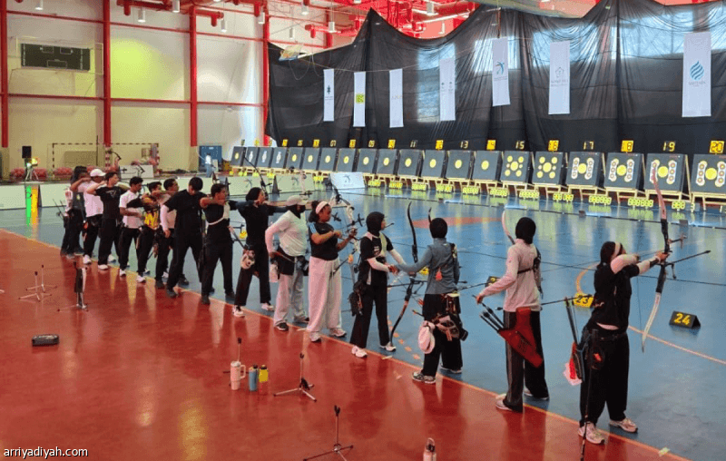Al-Sahim hosts 70 shooters Indoor Championship