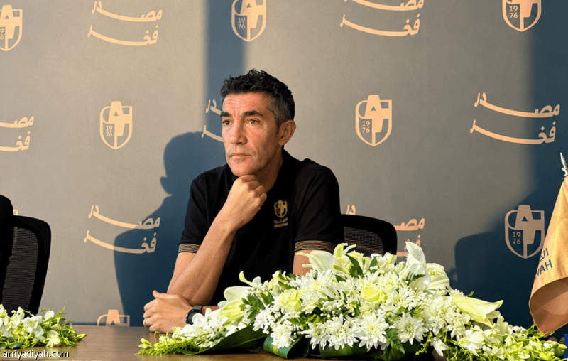 لاج يعبر عن انشغاله والدفاع عن النصر