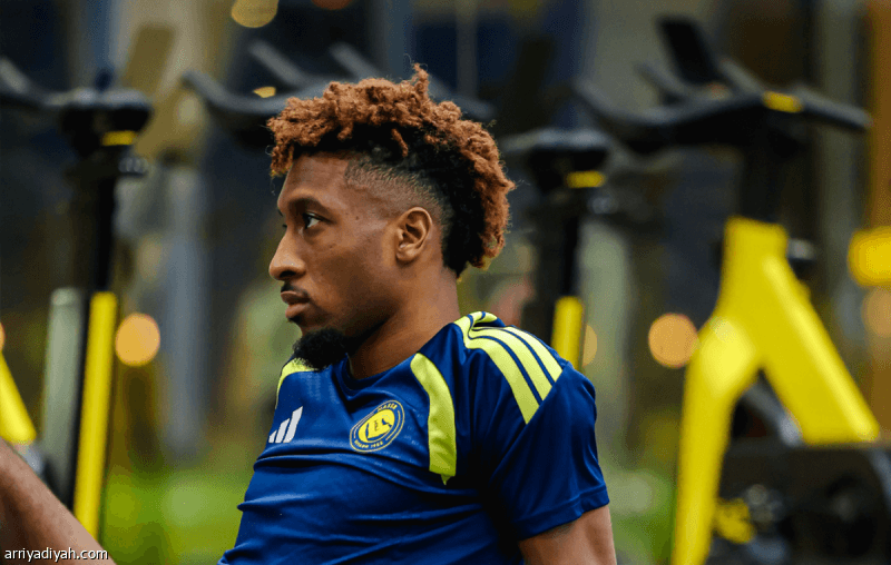 كومان يغيب عن مباراة النصر ونيوم