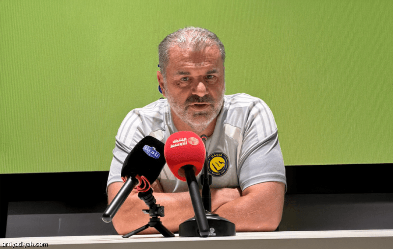 بوستيكوجلو يكشف مخطط تبديل رونالدو