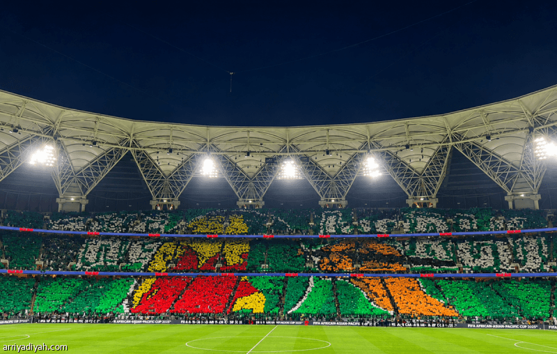 الأهلي يجهز تيفو القارات في انتظار فيفا