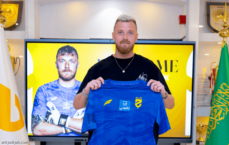 Al-Huzam inks deal with Stanek