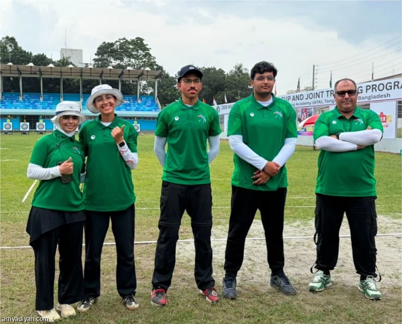 Green Arrow duo advances to quarterfinals